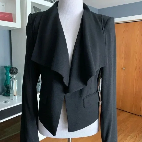 BCBGMAXAZRIA Cropped Open Drape Wool Blazer - Picture 1 of 8